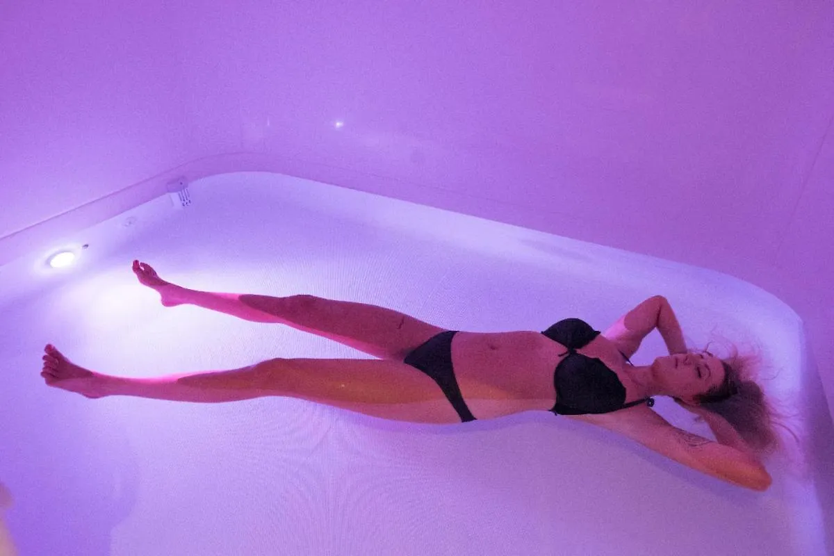 Δωμάτια σε οικογενειακή κατοικία Azcapri Villa Boutique & Spa #2 Delfin